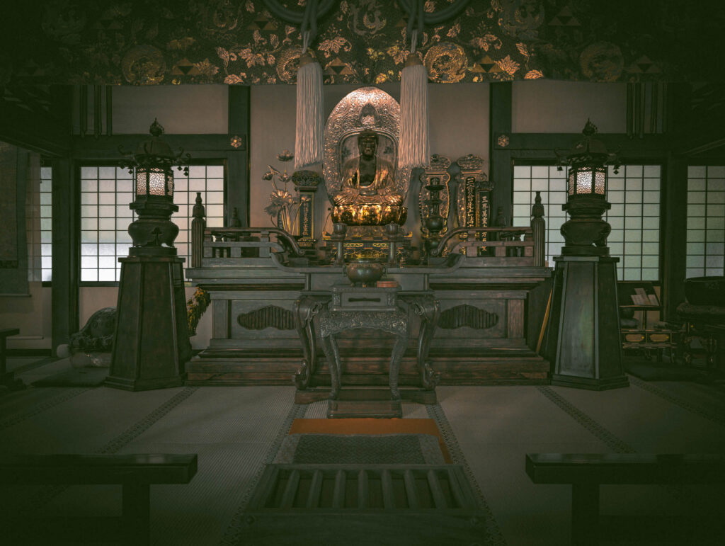 Engaku-ji, Kamakura (2025): Daihojo interior, Shaka Nyorai shrine