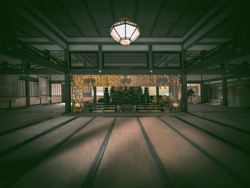 Engaku-ji, Kamakura (2025): Daihojo interior, Shaka Nyorai shrine
