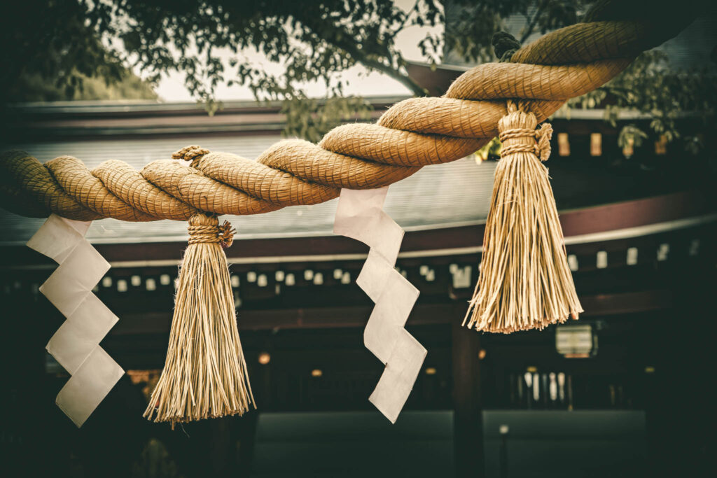 Meiji Jingu, Tokyo (April 25, 2025): shimenawa and shide