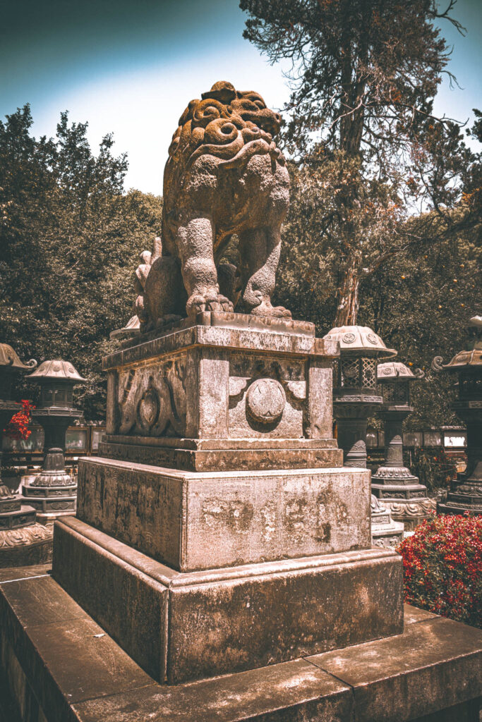 Ueno Toshogu, Tokyo (April 21, 2025) komainu guardian