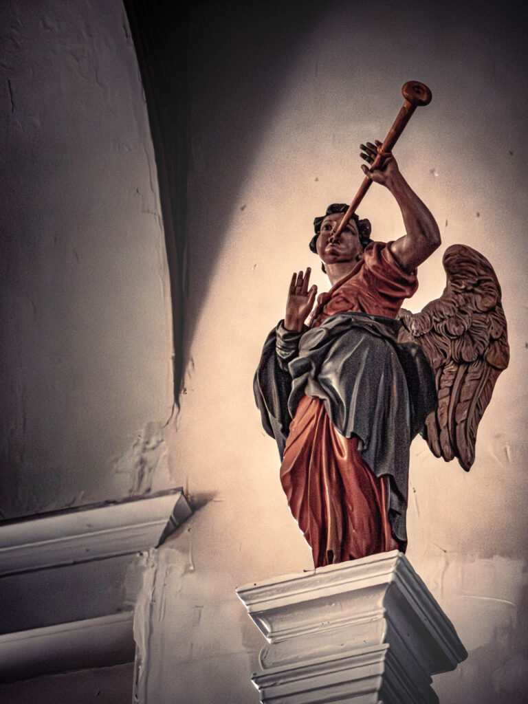 Old North Church (Christ Church in the City of Boston) (b. 1723, photo August 21, 2025): captured French angel donated by privateer Thomas Gruchy in 1746.
