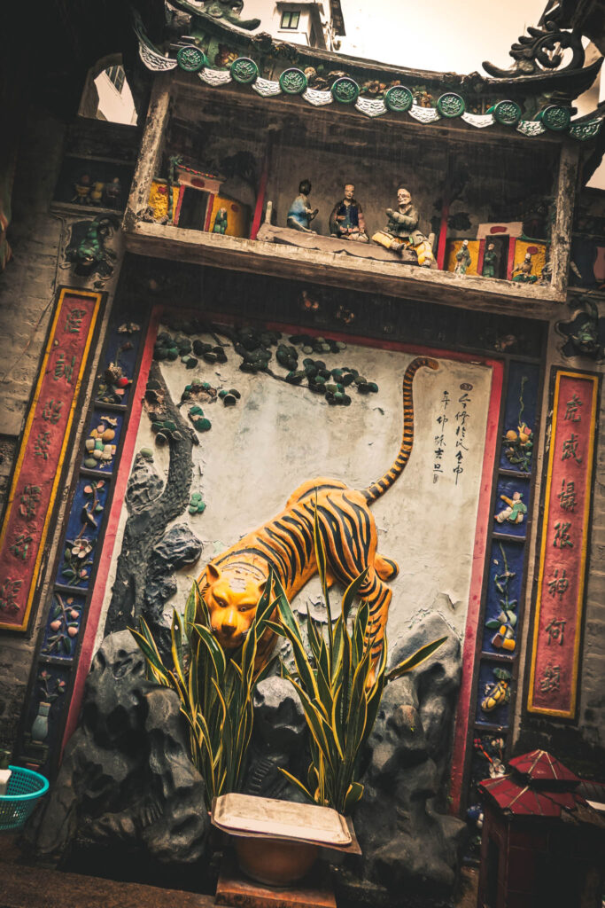 Tin Hau Temple, Causeway Bay 銅鑼灣天后古廟, Hong Kong (photo October 16, 2018)