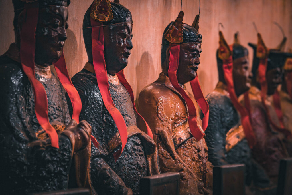 Man Mo Temple 文武廟, Sheung Wan, Hong Kong (photo October 14, 2018)
