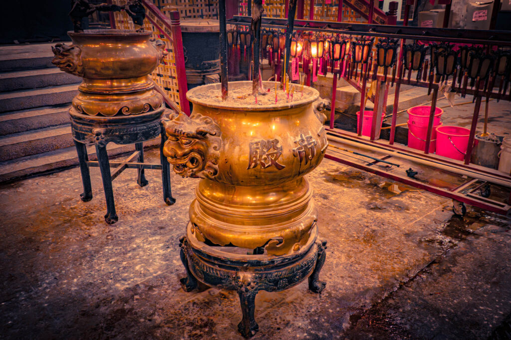 Man Mo Temple 文武廟, Sheung Wan, Hong Kong (photo October 14, 2018)