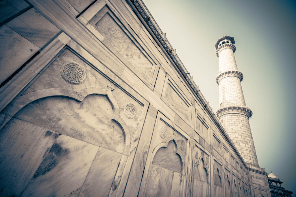 Taj Mahal (photo October 26, 2019): mausoleum south face from charbaghTaj Mahal (photo October 26, 2019): platform & minaret