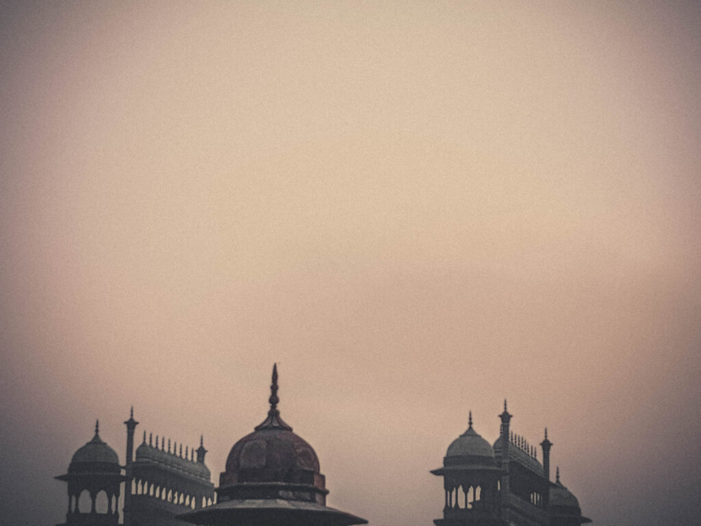 Taj Mahal (October 26, 2019): finials of Darwaza-i rauza (Great Gate)