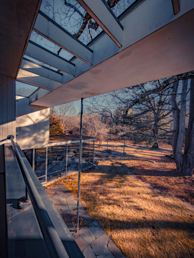 Gropius House, Lincoln, Massachussetts, b. 1939, Walter Gropius archit. (photo November 29, 2025): view south from roof deck