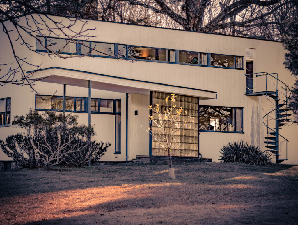 Gropius House, Lincoln, Massachussetts, b. 1939, Walter Gropius archit. (photo November 29, 2025): north elevation