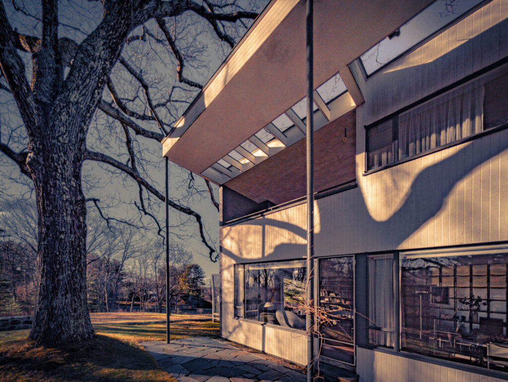 Gropius House, Lincoln, Massachussetts, b. 1939, Walter Gropius archit. (photo November 29, 2025): south elevation