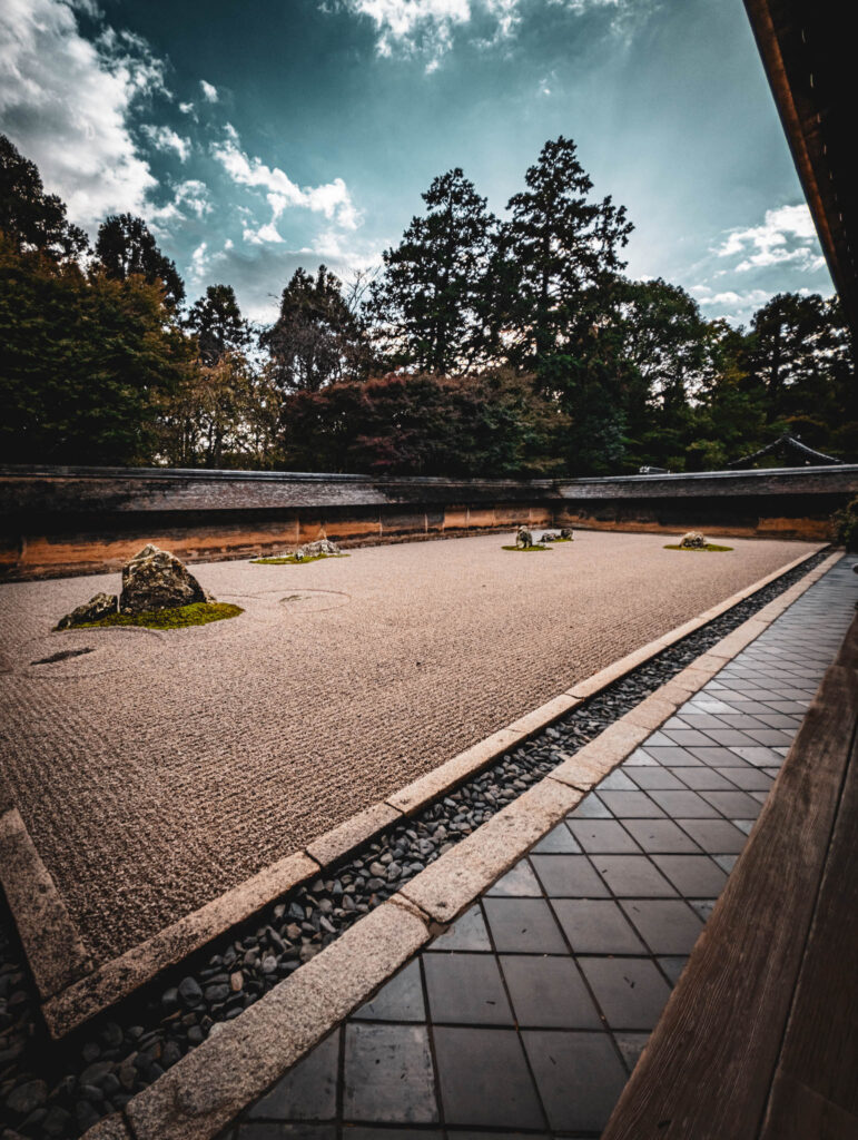 Hojo Teien karesansui rock garden, Ryōan-ji "Peaceful Dragon Temple", Kyoto (photo November 10, 2025): original design by painter Sōami (d.1525), current form late 18th C. by painter Akisato Rito (d. 1830) and/or "Kotaro" and "Hikojiro" sensui kawaramono (low-status riverbank workers).
