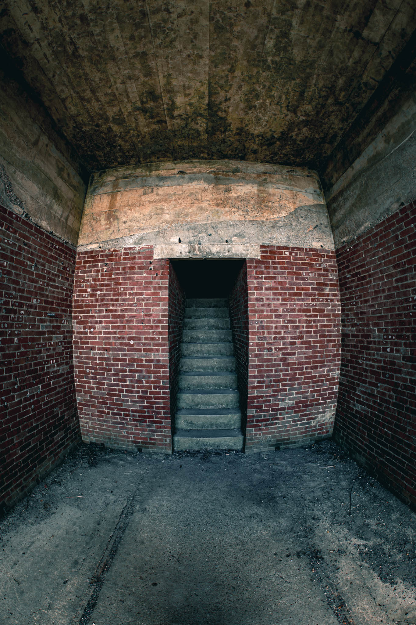 Fort Warren, Georges Island (photo June 19, 2026) searchlight emplacement in post-Civil War magazine, coverface at Bastion B.