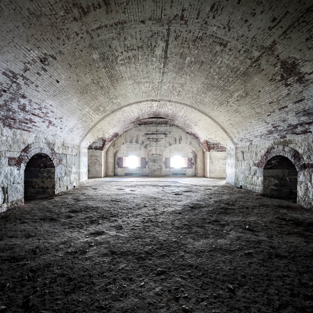 Dark Arches (Georges Island, 2026)