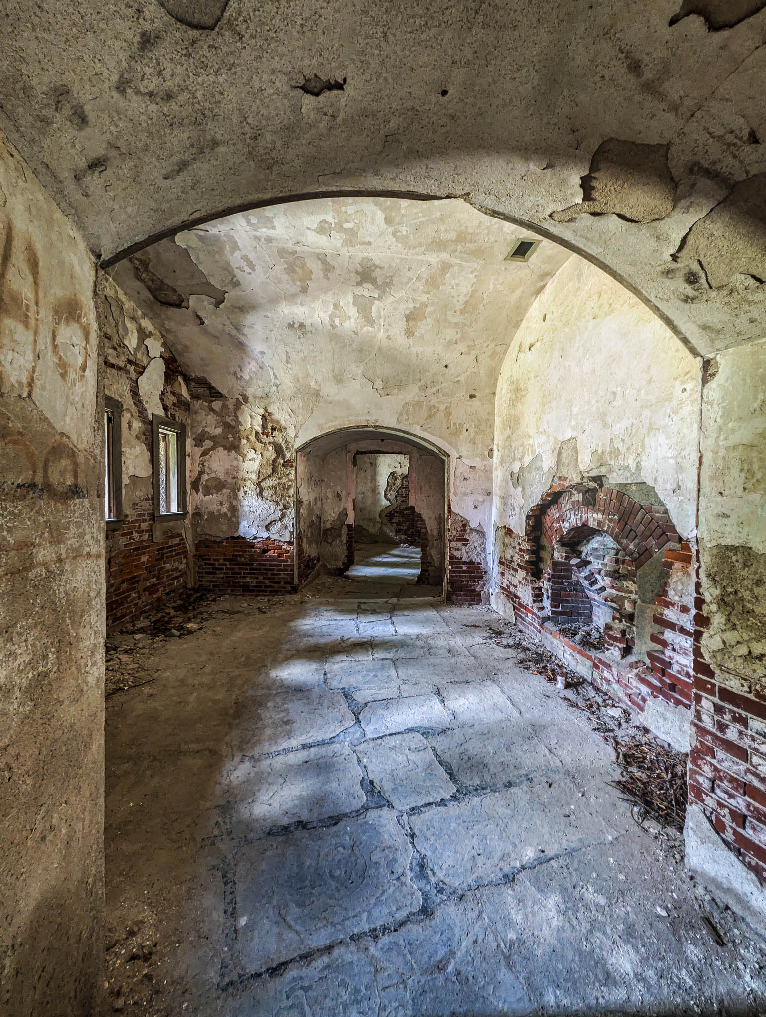 Fort Warren, Georges Island (photo June 19, 2026) interior of demilune caponiere protecting the Sallyport and Front III, 1850s.