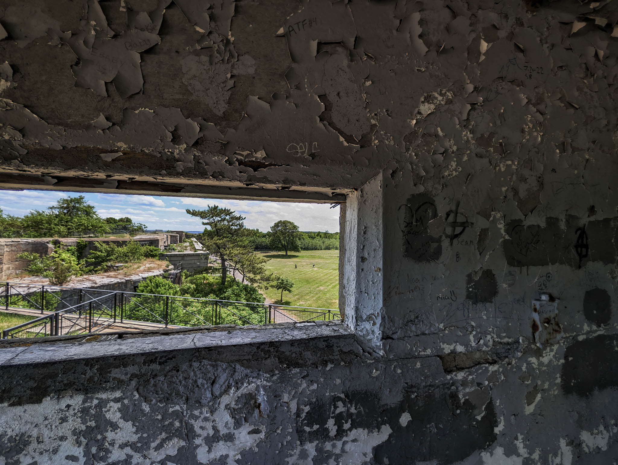 Fort Warren, Georges Island (photo June 19, 2026) 20th C. ranging tower overlooking Bastion B Battery Plunkett and Battery Adams.