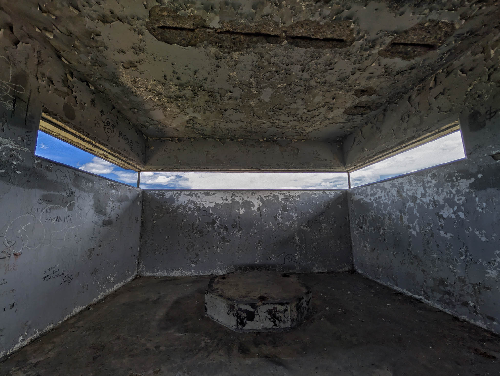 Fort Warren, Georges Island (photo June 19, 2026) 20th C. ranging tower overlooking Bastion B Battery Plunkett and Battery Adams.